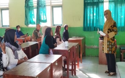 Pembagian Rapor dan Penyerahan Ijazah serta Transkrip Nilai di SMP Negeri 4 Sewon Tahun Pelajaran 2025/2026